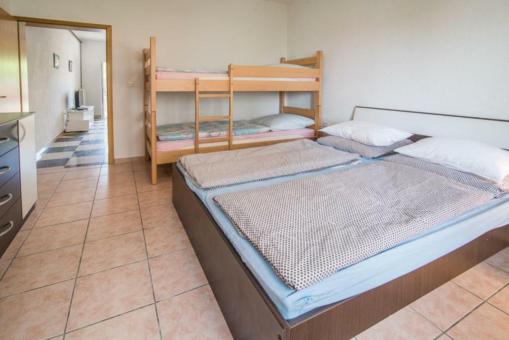 Beljan Apartments Krk Town Exterior photo
